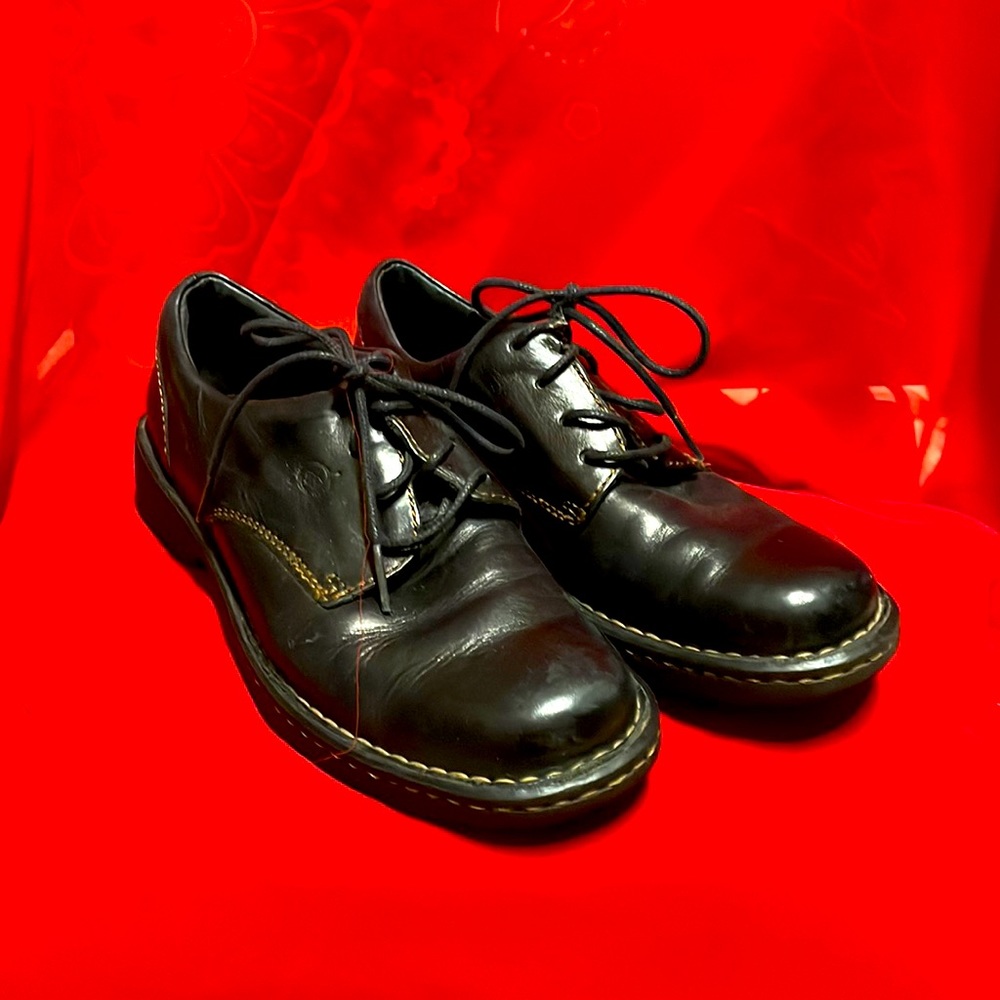 Born black loafers size 6 1/2